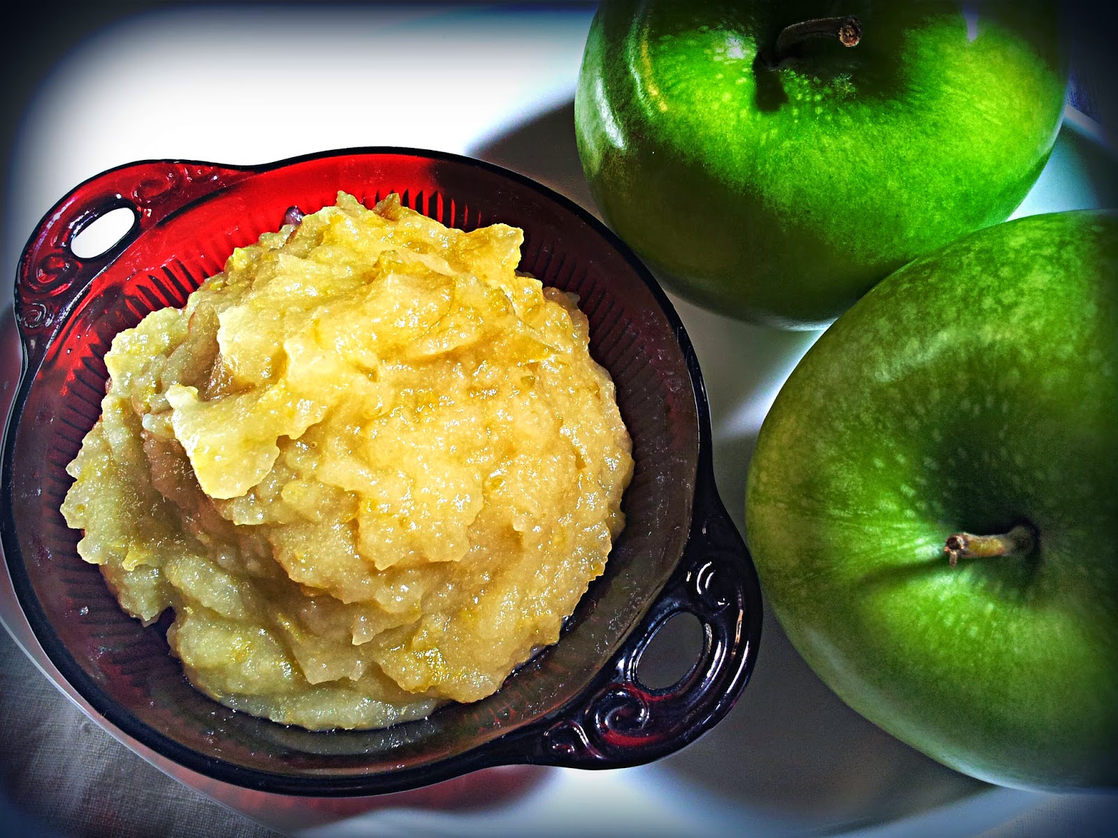 red or green? Spiced Applesauce