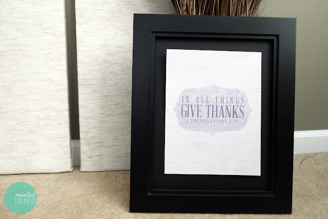 Free Printable Thanksgiving Poster @ mintedstrawberry.blogspot.com thanksgiving-poster-printable-free-decor