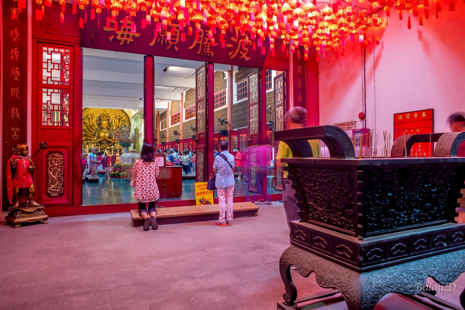 Chinese New Year's eve at Lian Shan Shuang Lin Monastery Adventures