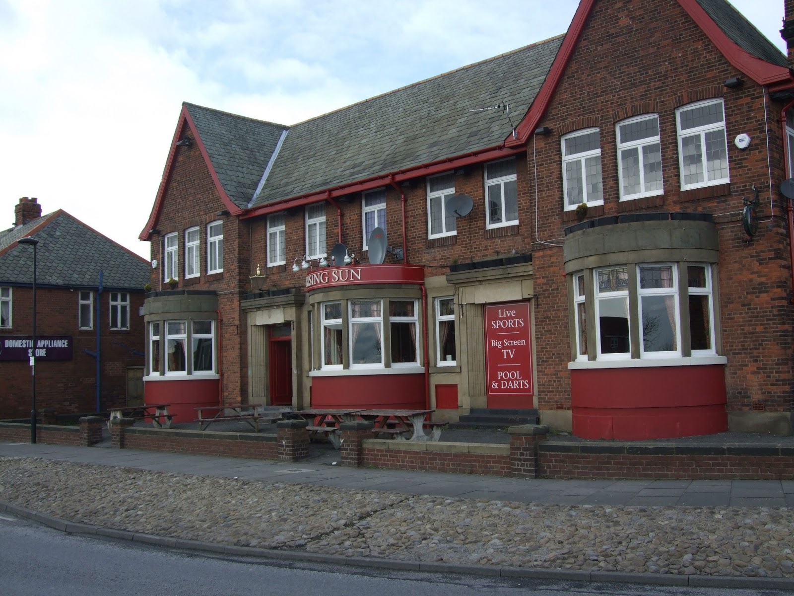 Rising Sun, Coast Road, Wallsend