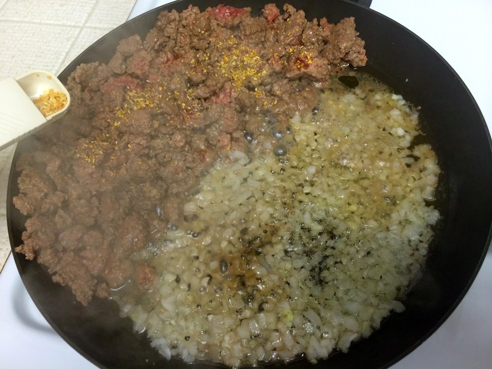 Cheeseburger Cauliflower (LowCarb Comfort Food)