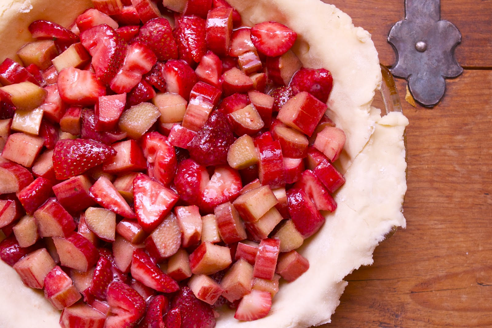 CosmoCookie Strawberry Rhubarb Pie