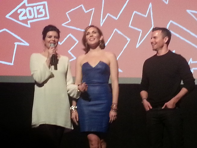 Casey wilson and june diane raphael show their butts 9