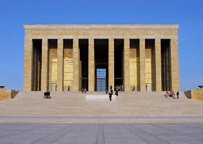 EtnaGrafi - Muzium tempat persemadian Mustafa Kamal Atatürk EtnaGrafi - Muzium tempat persemadian Mustafa Kamal Atatürk