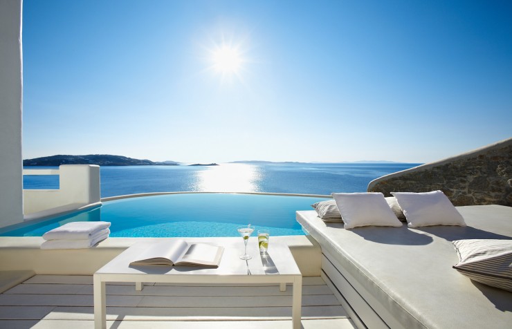 Elegant Summer Vacation in Splendid Cavo Tagoo Resort, Hellas (Greece) Elegant Summer Vacation in Splendid Cavo Tagoo Resort, Hellas (Greece)