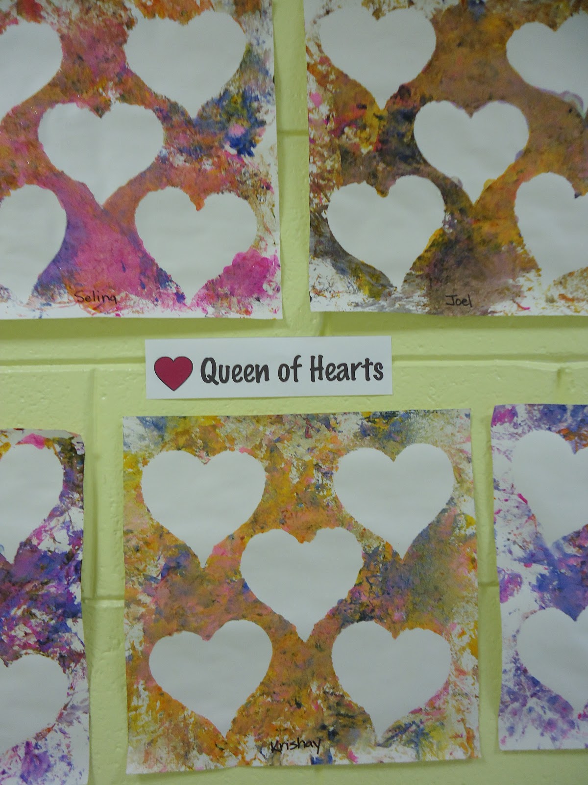 Queen Of Hearts To Learn About Heart Shapes