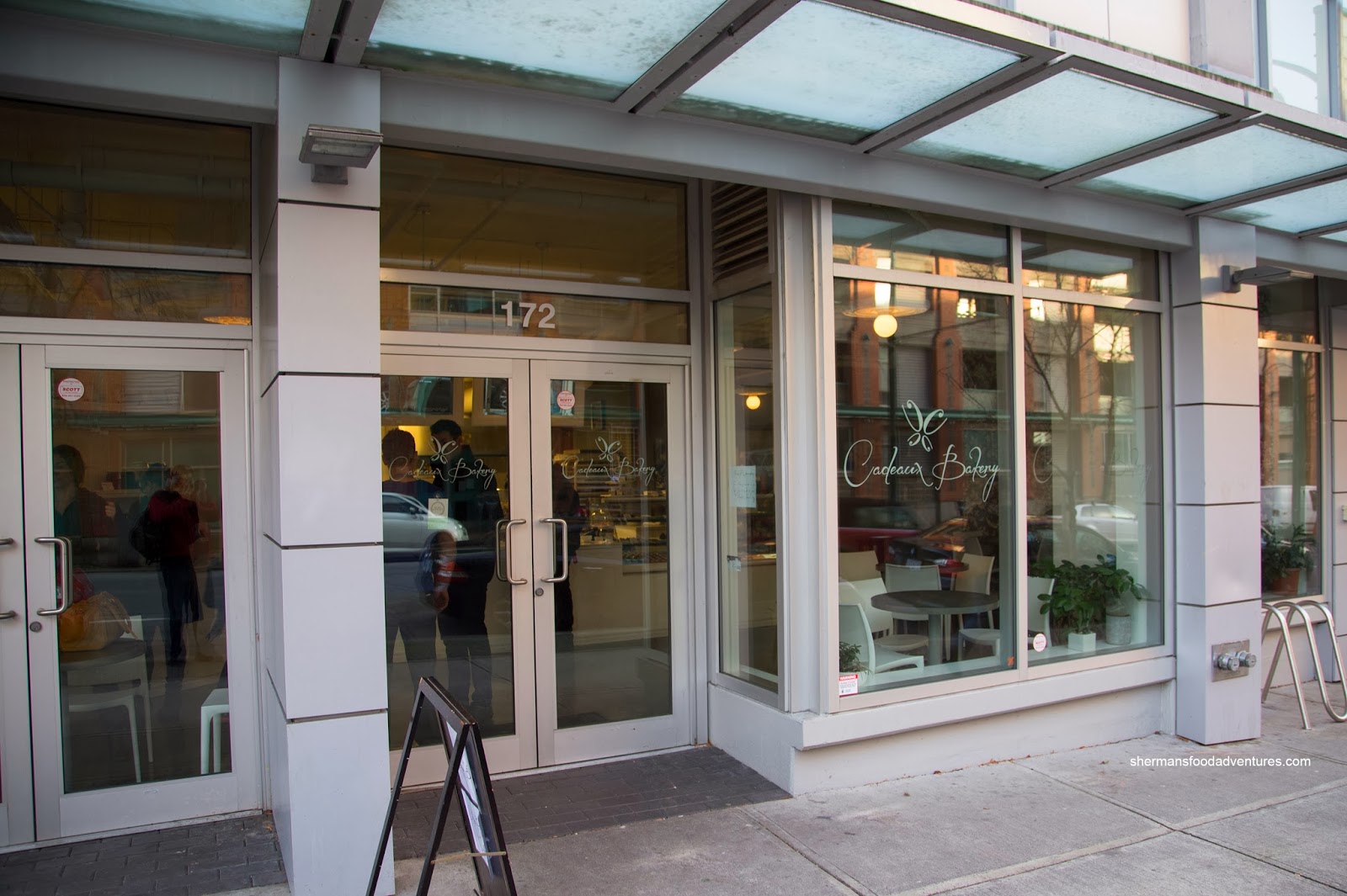 Sherman's Food Adventures Cadeaux Bakery