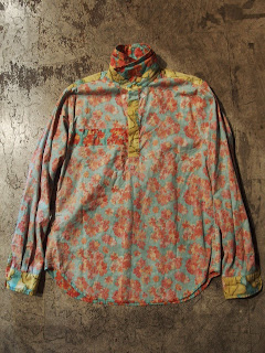 engineered garments popover l/s shirt in red printed floral