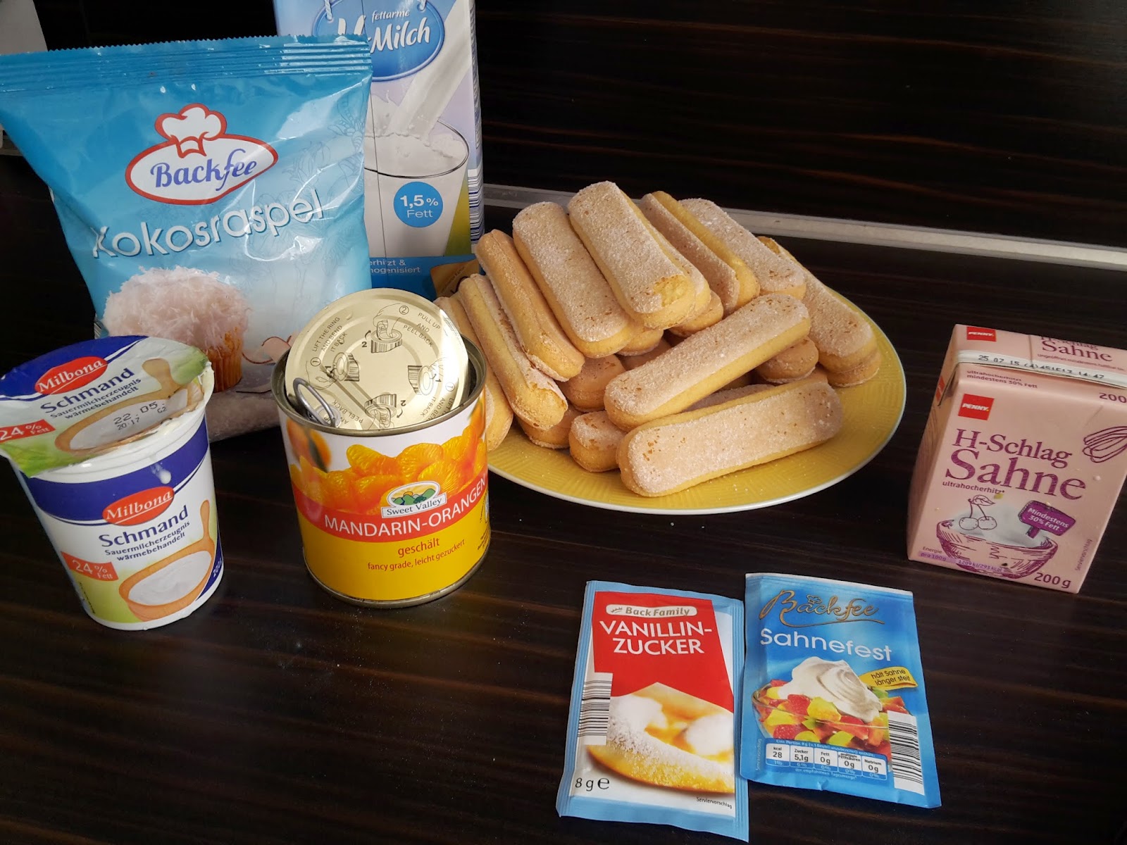 HINDISTAN CEVIZLI EKLER PASTA RESİMLİ BAHARIN LEZZETLERİ