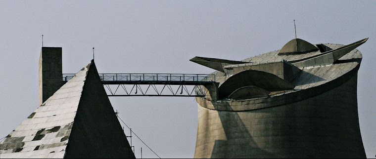 2. Assembly hall - Chandigarh ; India (Le Corbusier, arch.)