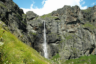Raiskoto Praskalo Waterfall