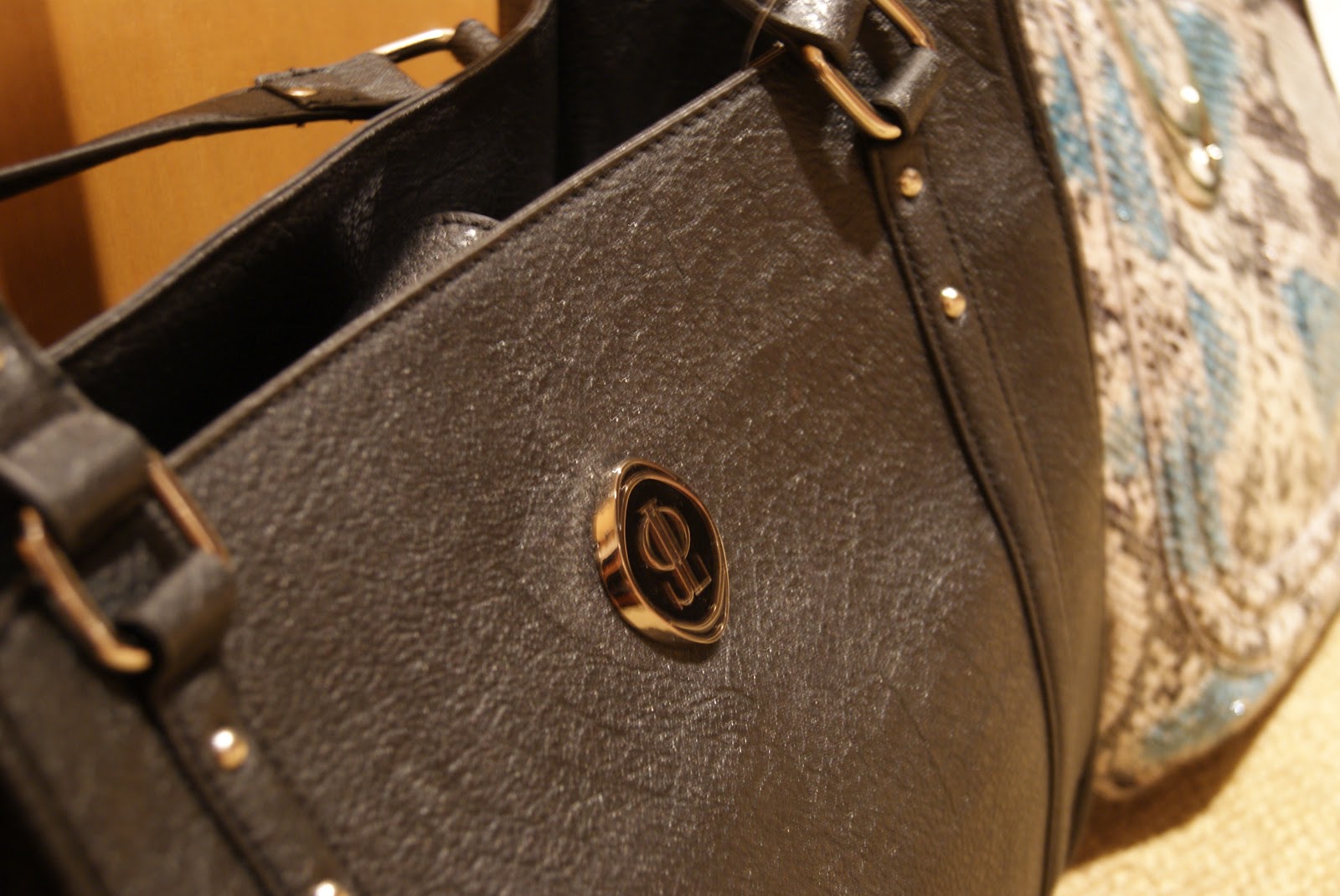 Belles and Rebelles Kohl's Fall 2012 Women's Accessories and Apparel