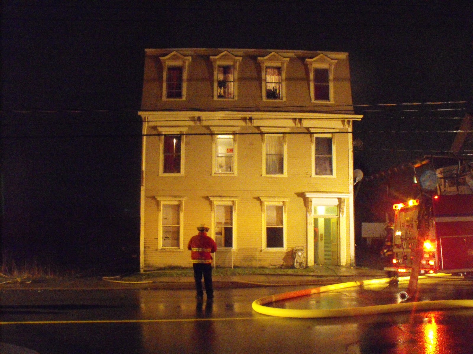 North End Fire Forces People From Their Apartments 97.3 The Wave