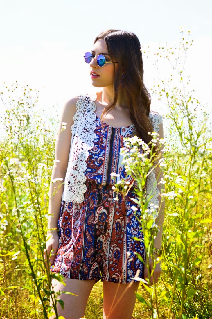 outfit boho tuta corta tutina romwe paisley romper boho bohochic retrò hipster hippie vintage zerouv saldi estate 2014 summer sale 2014 cross earrings orecchini croci john lennon round sunglasses Zara Electric Blue Criss Cross Suede Sandals thesparklingcinnamon