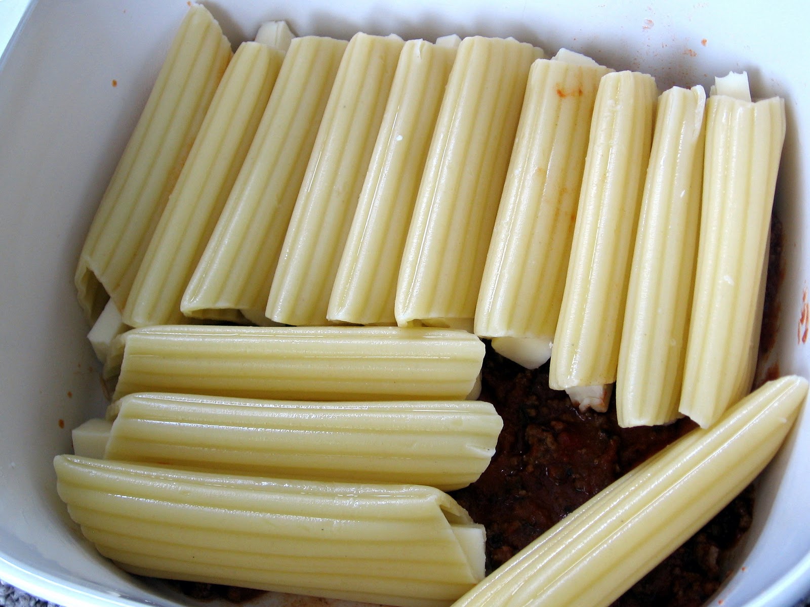 Food Tastes Good! Quick and Easy Manicotti