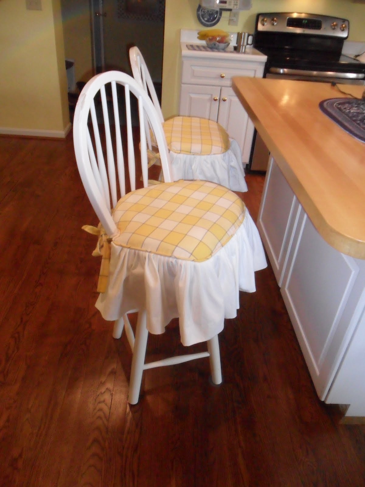 Custom Made Slipcovers Chair Pad with a ruffled skirt and ties