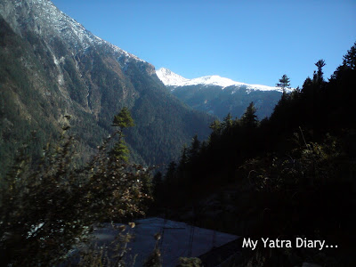 Snow clad mountainous peaks in the Garhwal Himalayas in Uttarakhand