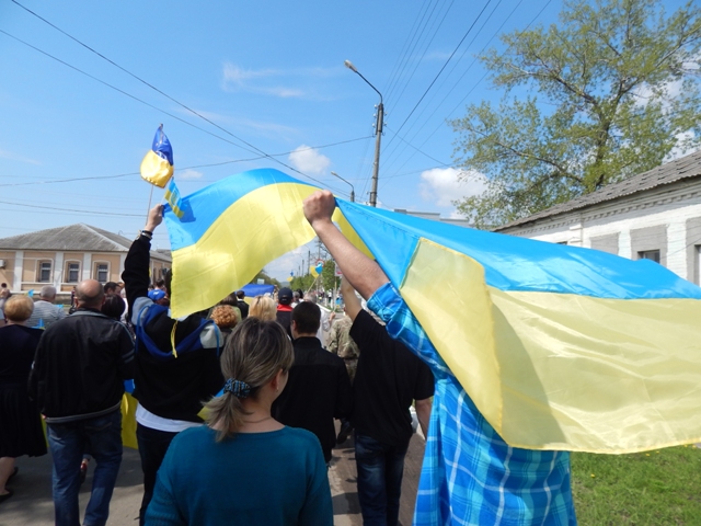 В Старобельске прошел марш за Единую Украину