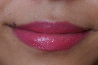Edward Bess Lipstick in Endless Dream blogger reviews, lipstick, edward bess, makeupwithtea, beauty,