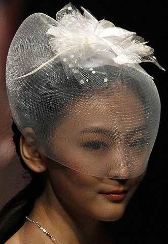 Valdrin Sahiti Dresses