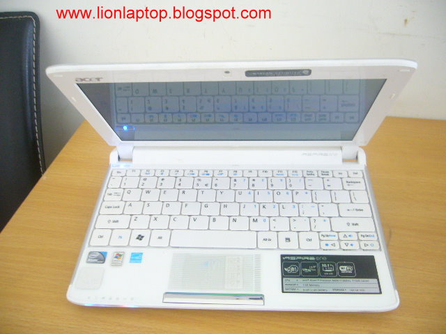 sudah laku laptop acer aspireone 532h putih intel atom sudah laku laptop acer aspireone 532h putih intel atom