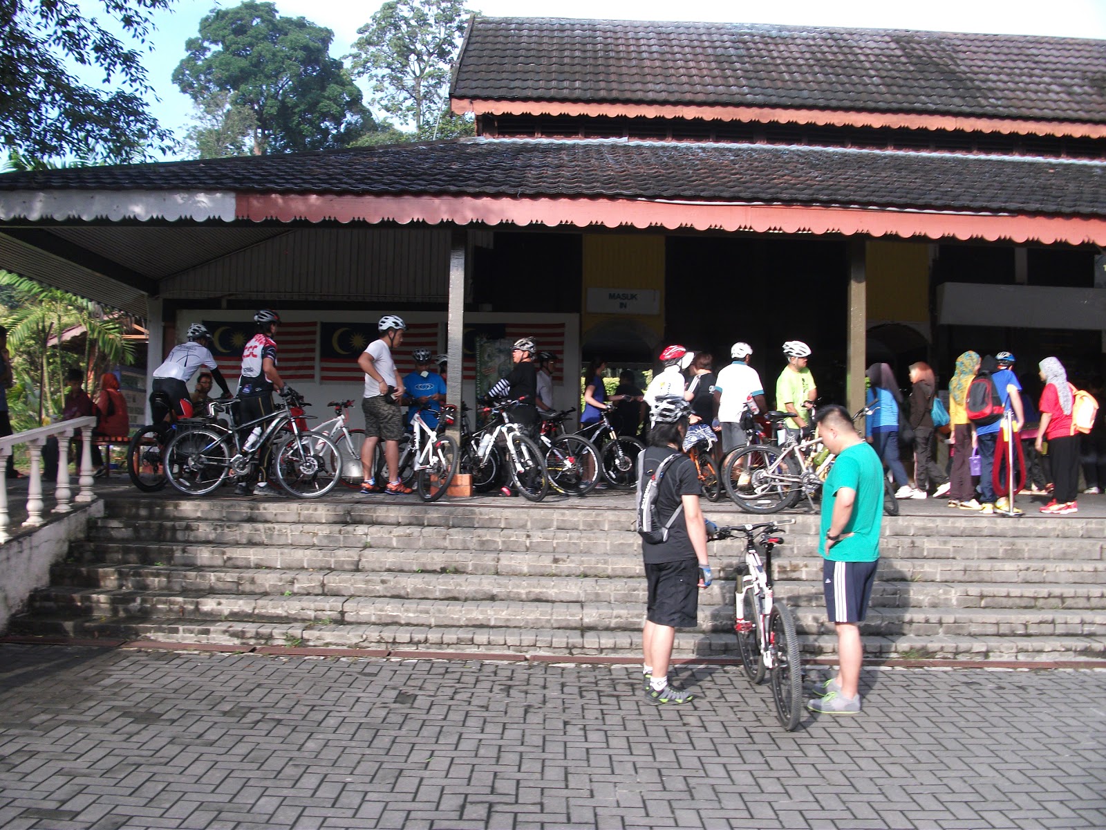 haPpY HaPpY A Ride in an Agricultural Park @ Shah Alam