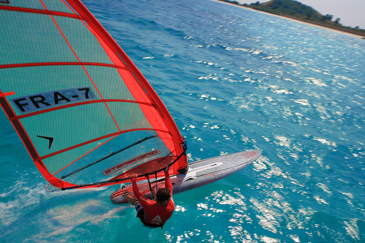 Raceboard windsurfing SEVERNE SAILS RACEBOARD 8.5 AND 9.5 2011