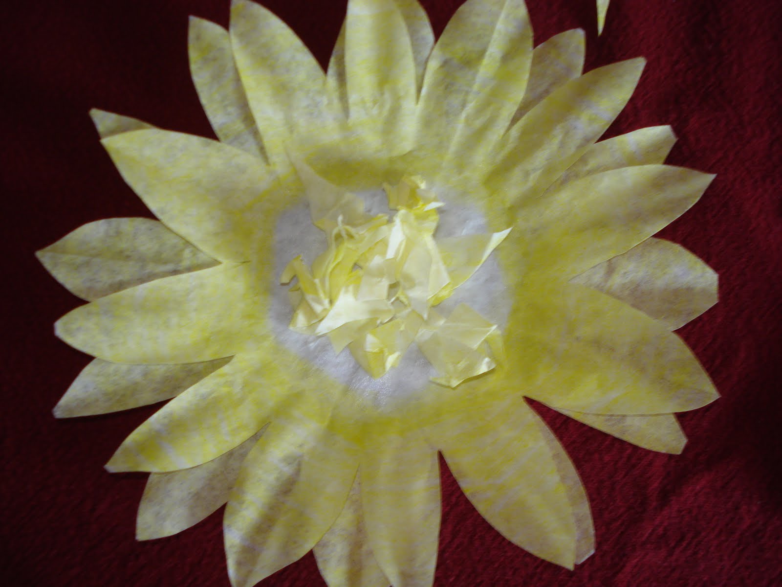Confessions of a StayatHome Mom Coffee filter Sunflowers
