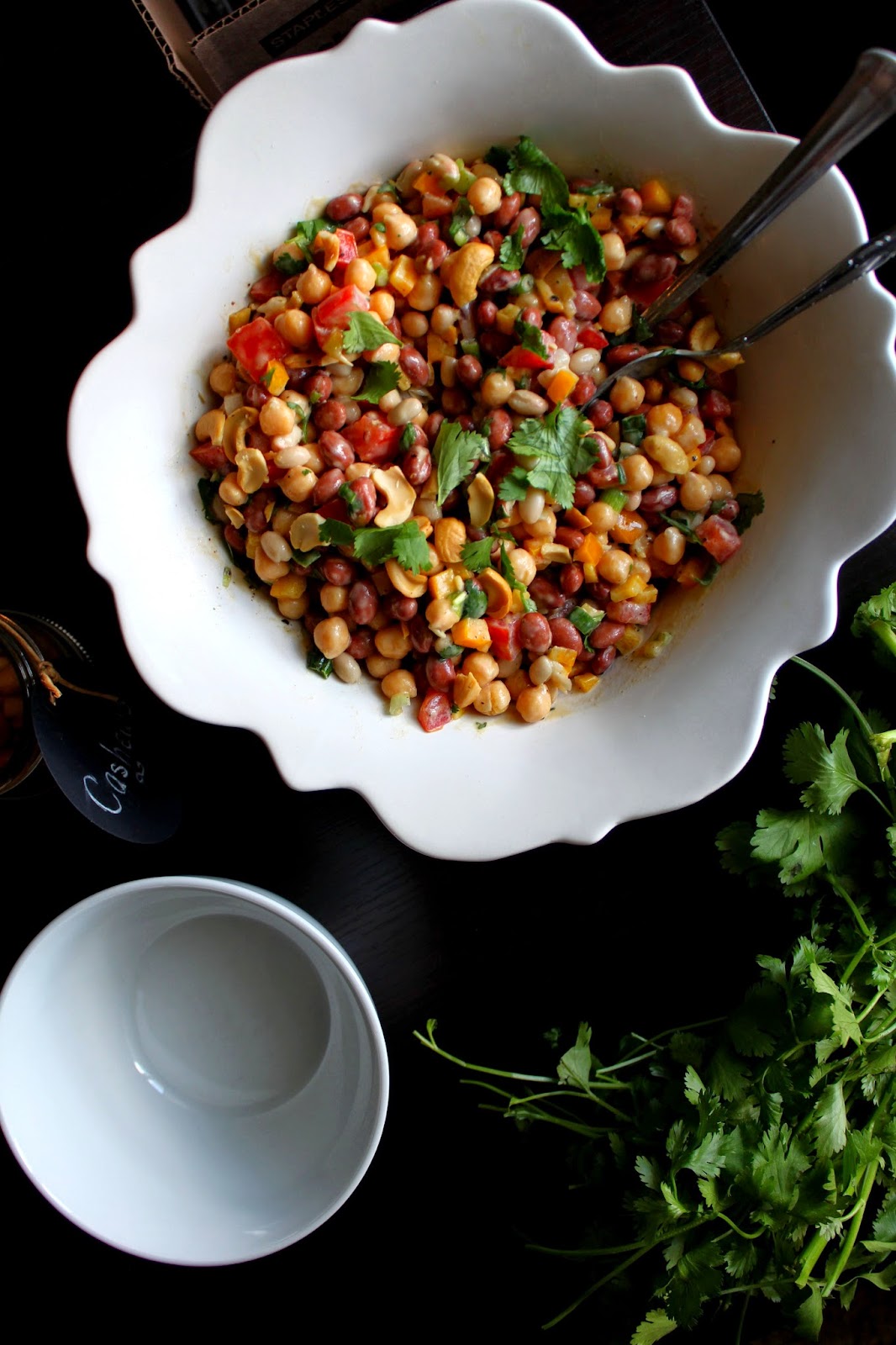 The taste of Myriam Beans salad & Tahini dressing Salade de