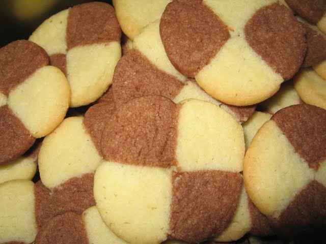 Sjakkruter Kake Servert Med Bær