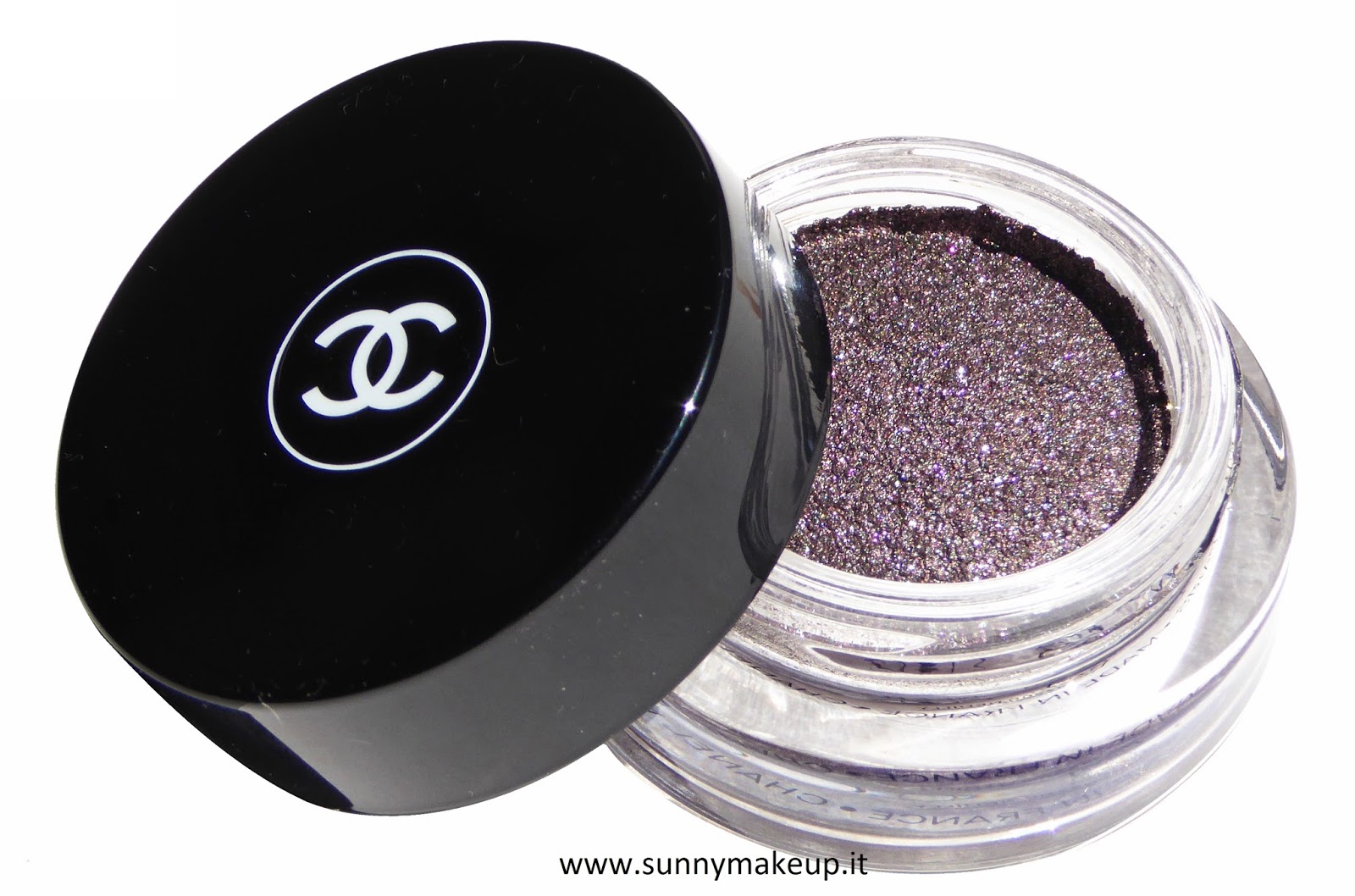 Chanel - Illusion d'Ombre: Swatch e review dell'ombretto 83 Illusoire -  Sunny Makeup