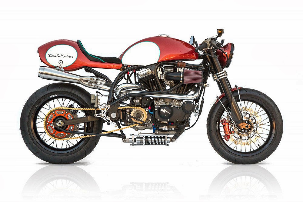 Buell Cafe Racer http://www.way2speed.com/2013/10/buell-lightning-x1-cafe-racer-deus.html