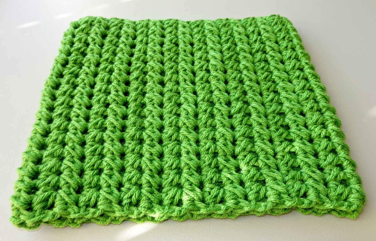 Hobby Hooker: Half-Double Crochet Cowl