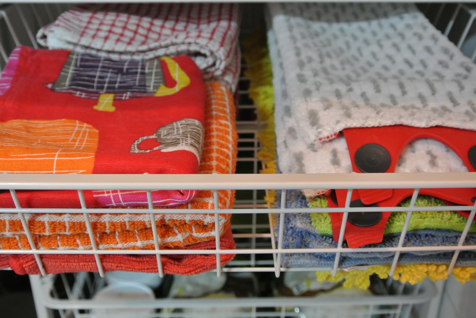 Organizing A Pantry With Deep Shelves For Everyday Use