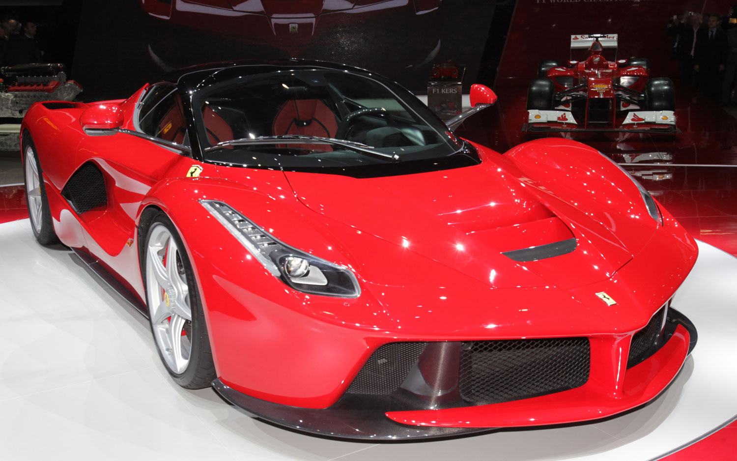 Ferrari LaFerrari First Look  New cars reviews