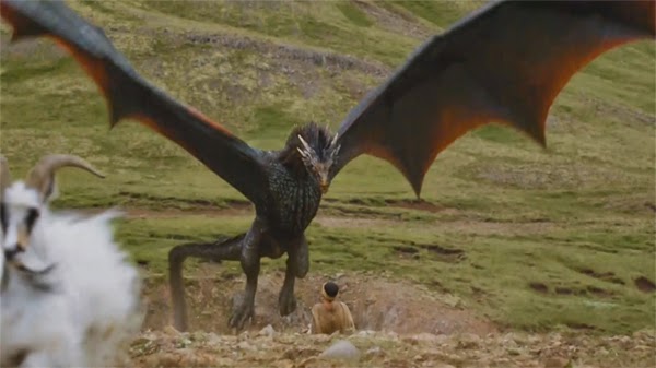 Dragones en Meereen en "Juego de Tronos 4x06" Dragones en Meereen en "Juego de Tronos 4x06"