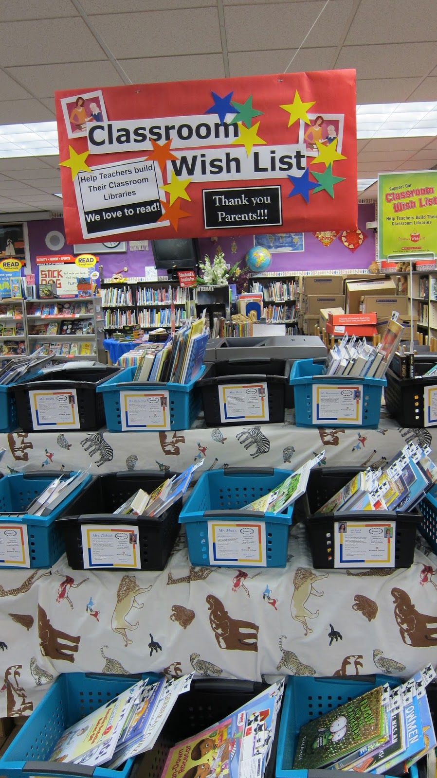 My Familia of 5 book fair ideas, library, family and food Book Fair