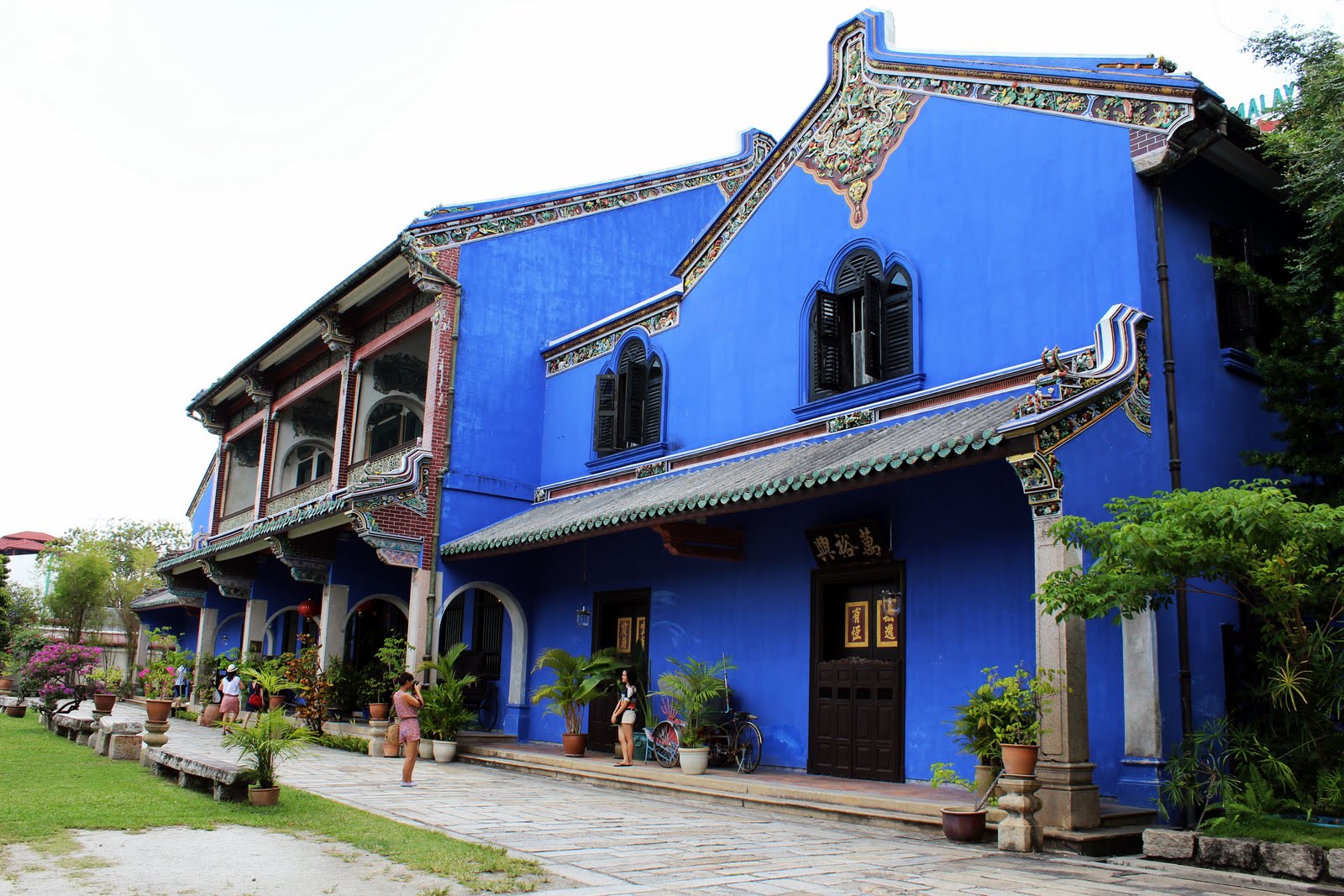 Blue Mansion