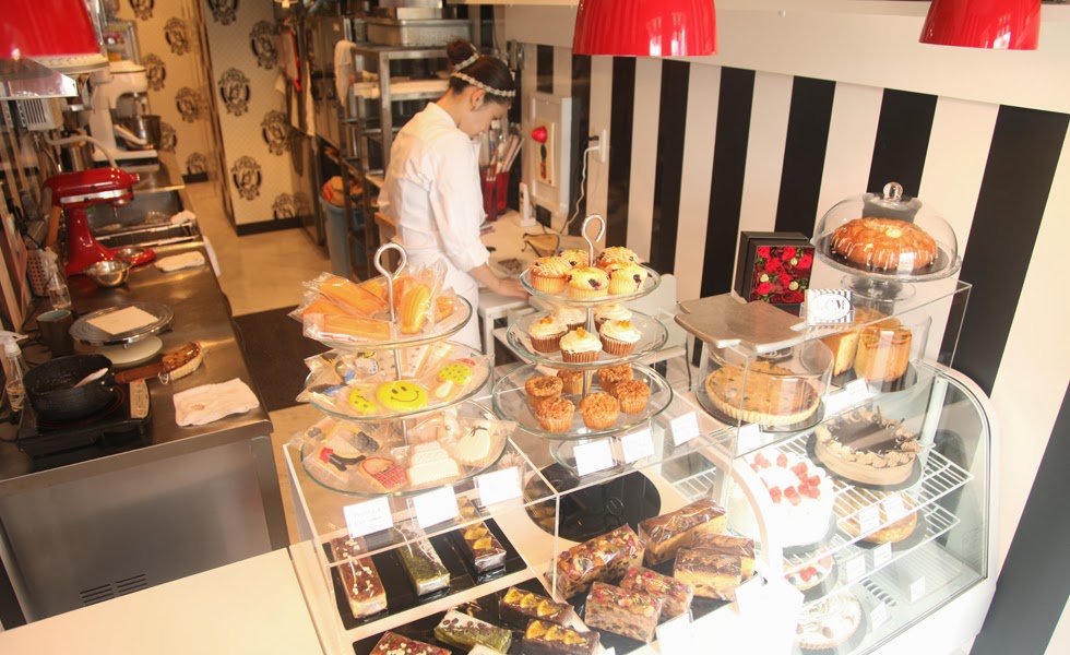 Yokosuka Food Corner Blue Street and Beyond Lisa's Cake Market