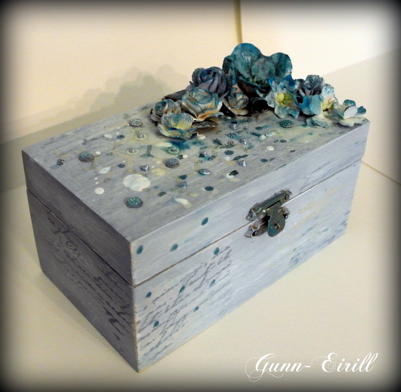 Wild Orchid Crafts Mixed media box