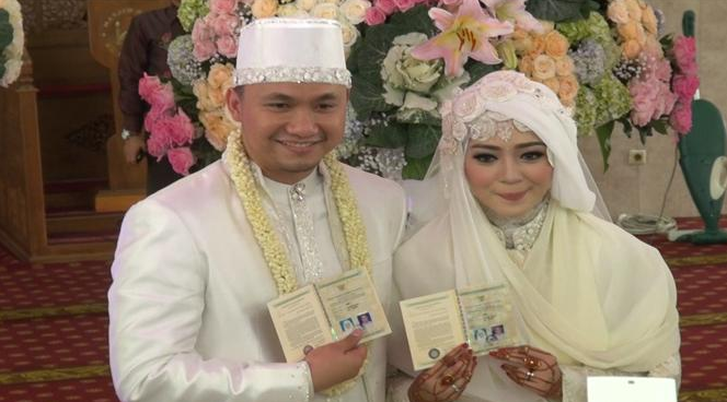 Gambar Nuri Maulida dengan Pandu Kusuma Dewangsa Menikah Gambar Nuri Maulida dengan Pandu Kusuma Dewangsa Menikah