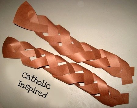 Make a Paper Crown of Thorns! ~ Catholic Inspired