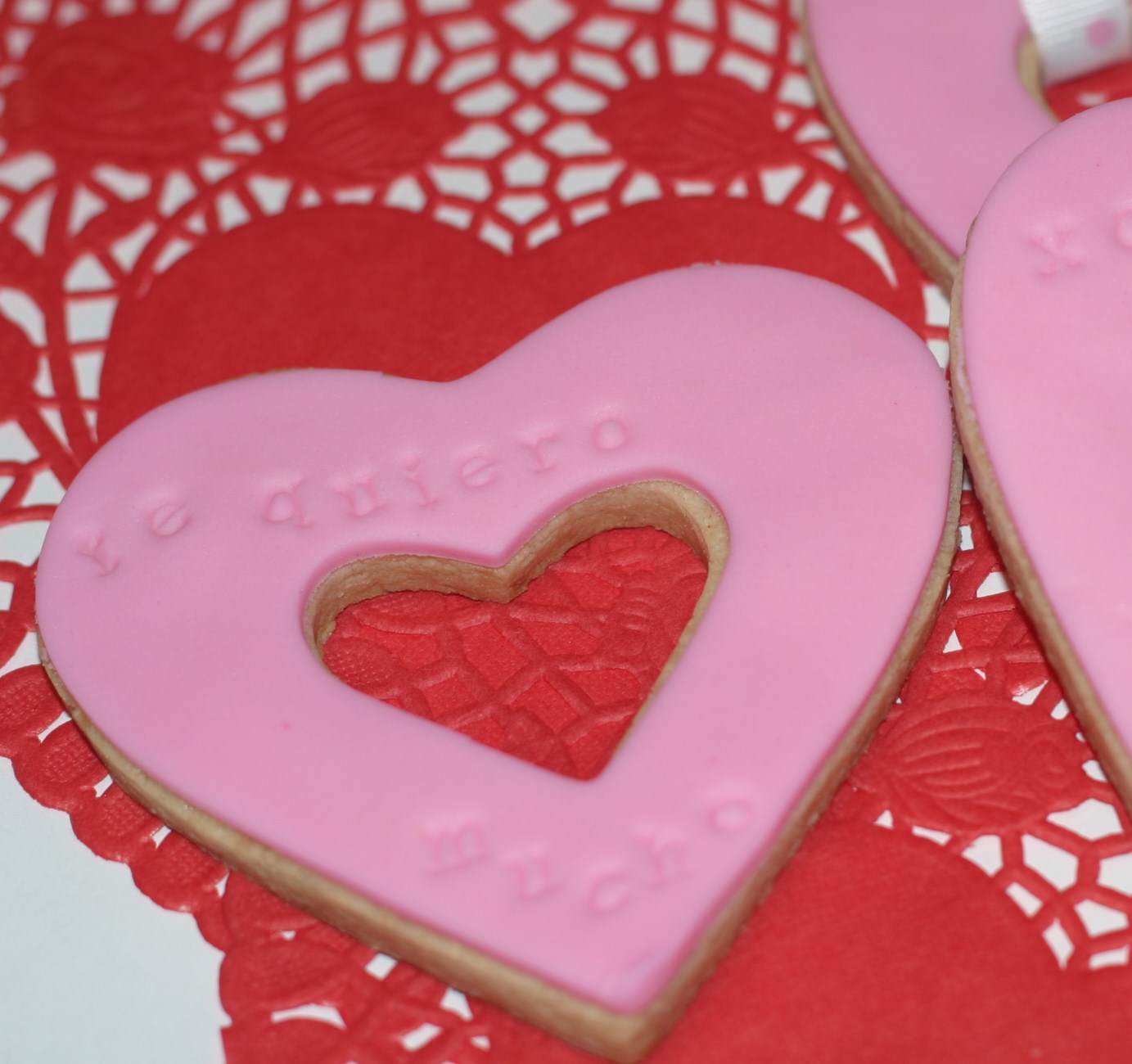 Pink Little Cake Fondant Stamped Heart Cookies