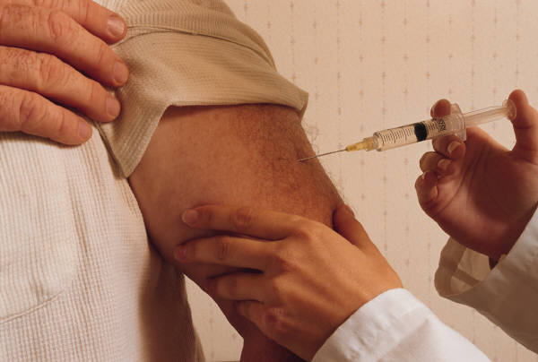 Immunizing on schedule Immunization Schedule 2009. Immunizing on schedule