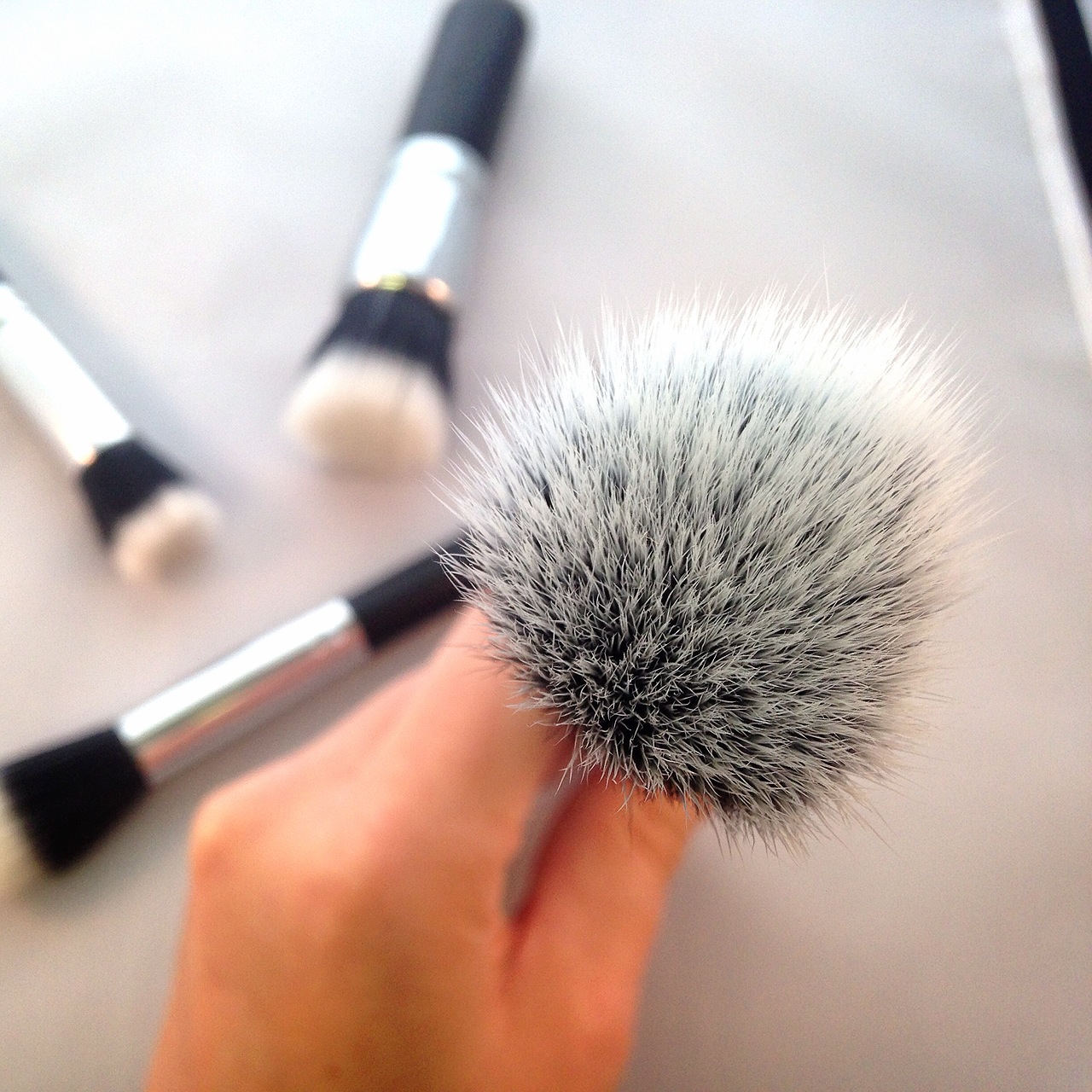 Crown Brush C406 Large Duo Fibre Face Brush Review