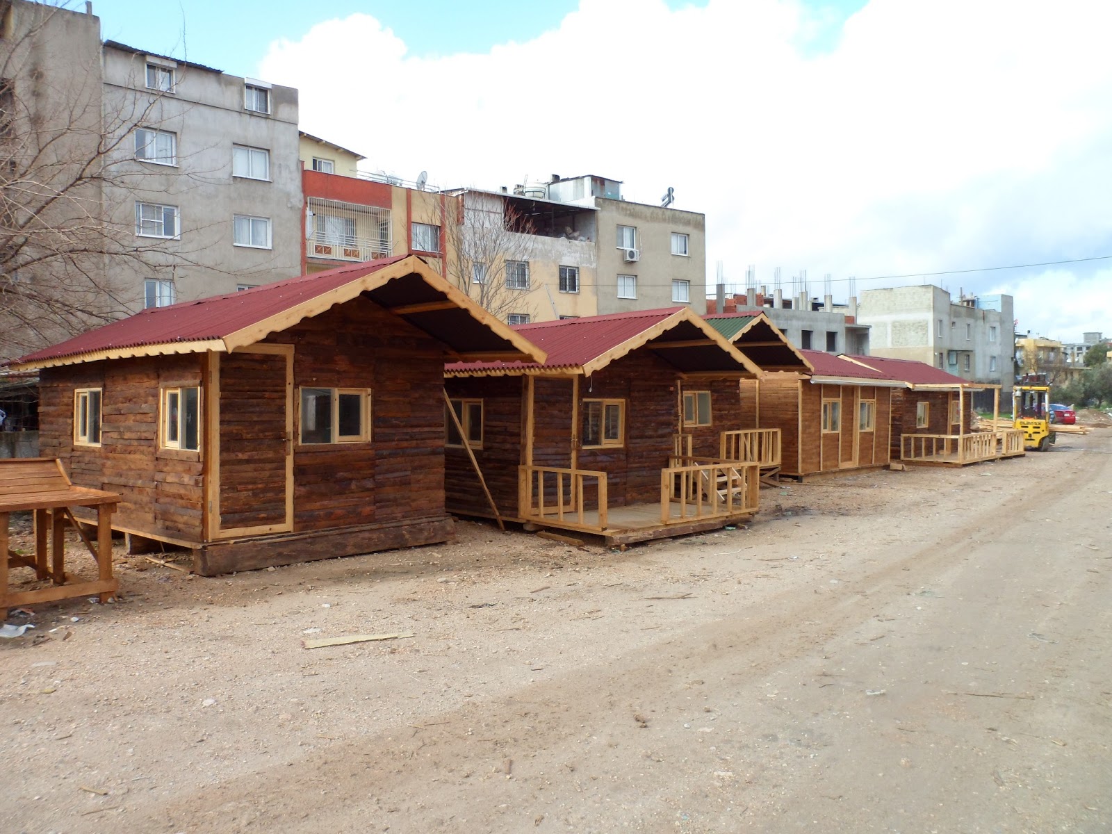 Ahşap ev 32 m2 tomruk ev balkonlu