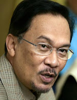 http://4.bp.blogspot.com/-DmUFNMAEt3Q/Te4e7o3eHYI/AAAAAAAAeZI/nokprSzH2bY/s1600/anwar10.jpg