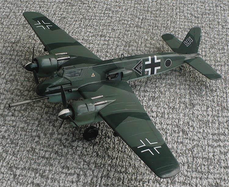 The Great Canadian Model Builders Web Page Henschel Hs 129.