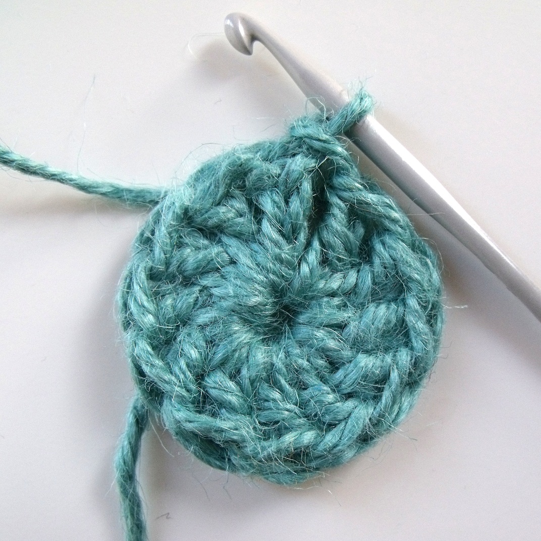 MICROCKNIT CREATIONS: BRIGHT COLOURS Crochet Baskets for ...