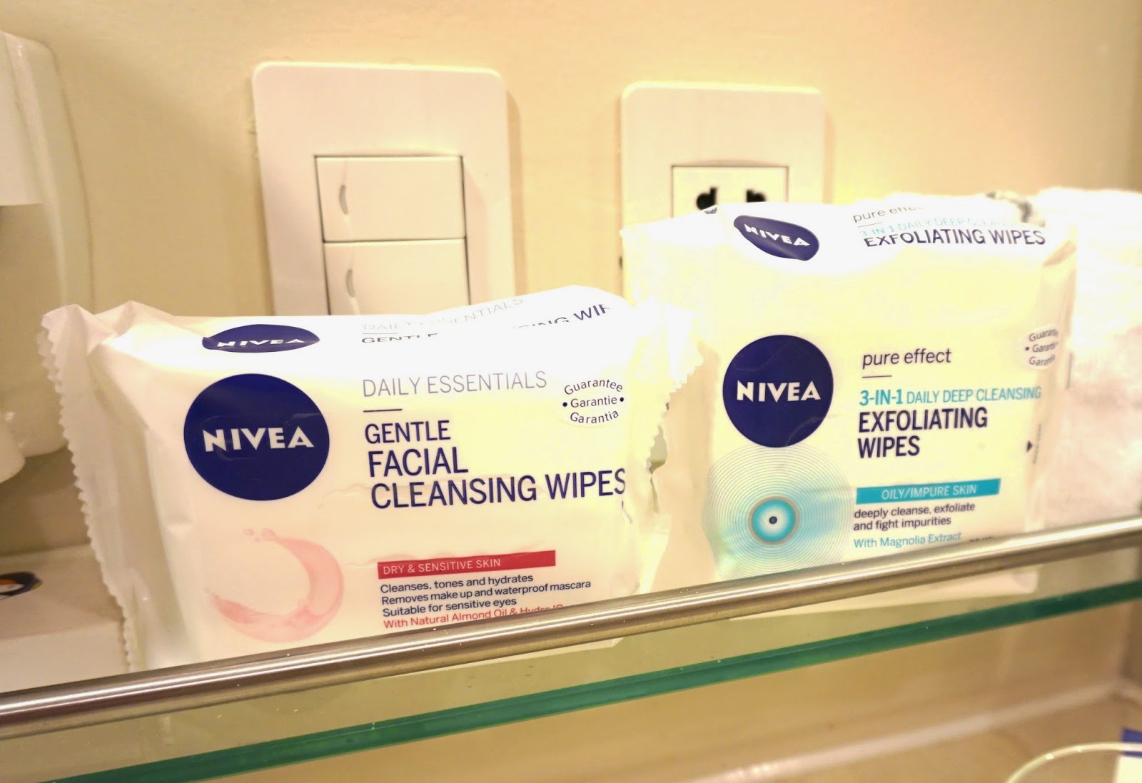 Nivea Gentle Facial Cleansing Wipes and Exfoliating Wipes Review The